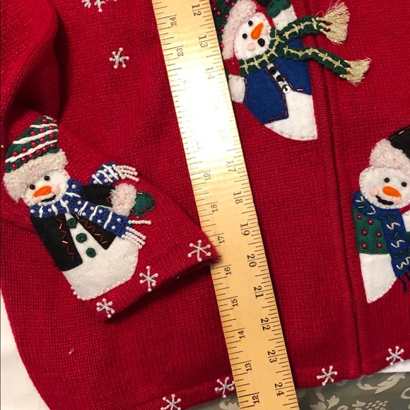 Red Christmas Sweater embroidery - Picture 7 of 7